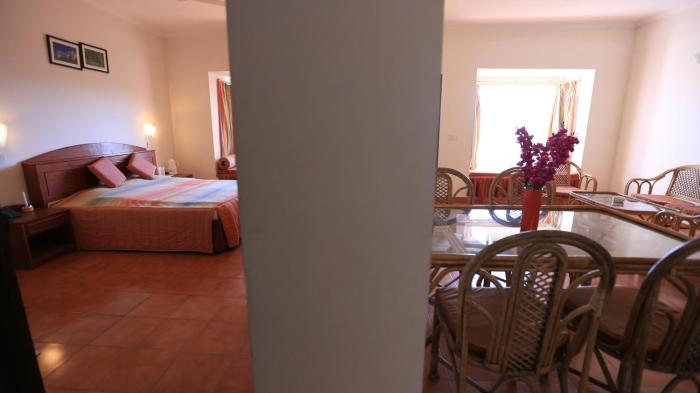 woodsvilla residency ranikhet