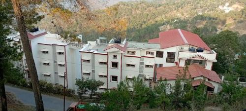 woodsvilla residency ranikhet