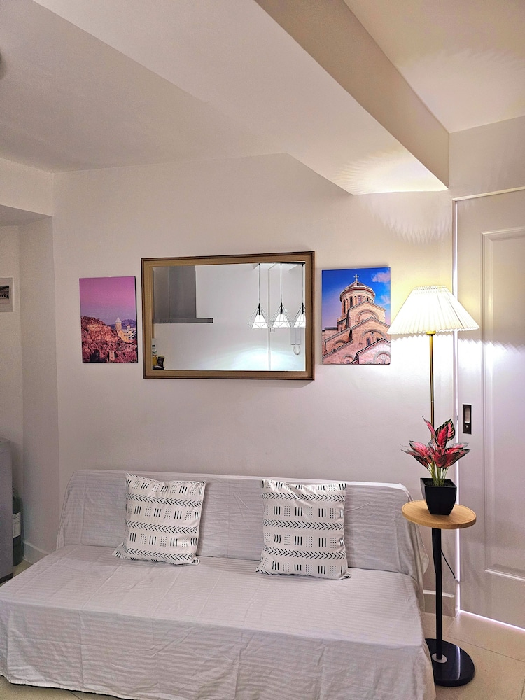 the residences in commonwealth by century