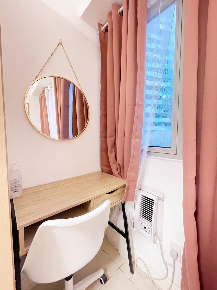 the residences in commonwealth by century