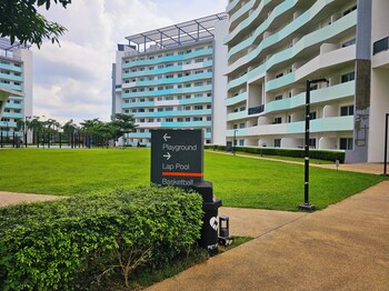 the residences in commonwealth by century