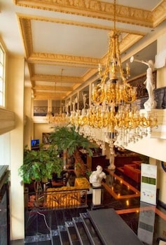 golden boutique hotel melawai