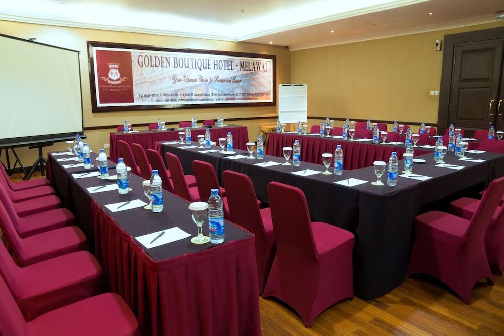 golden boutique hotel melawai