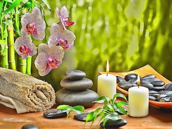 golden boutique hotel melawai