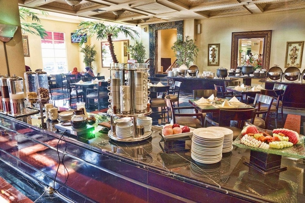 golden boutique hotel melawai