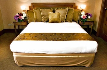 golden boutique hotel melawai