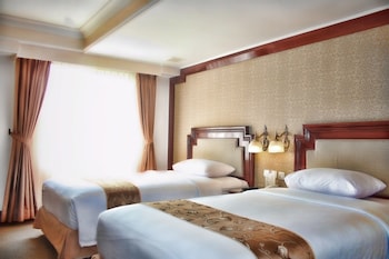 golden boutique hotel melawai