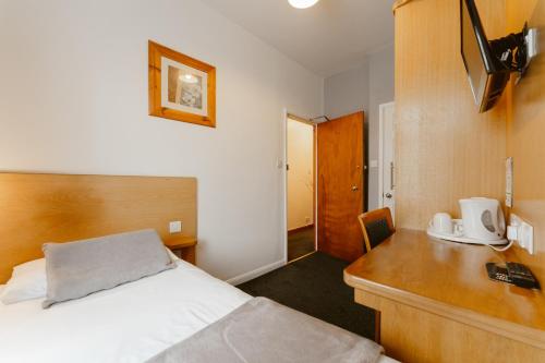 Star Hotel,Hammersmith>>Greater London,2 star