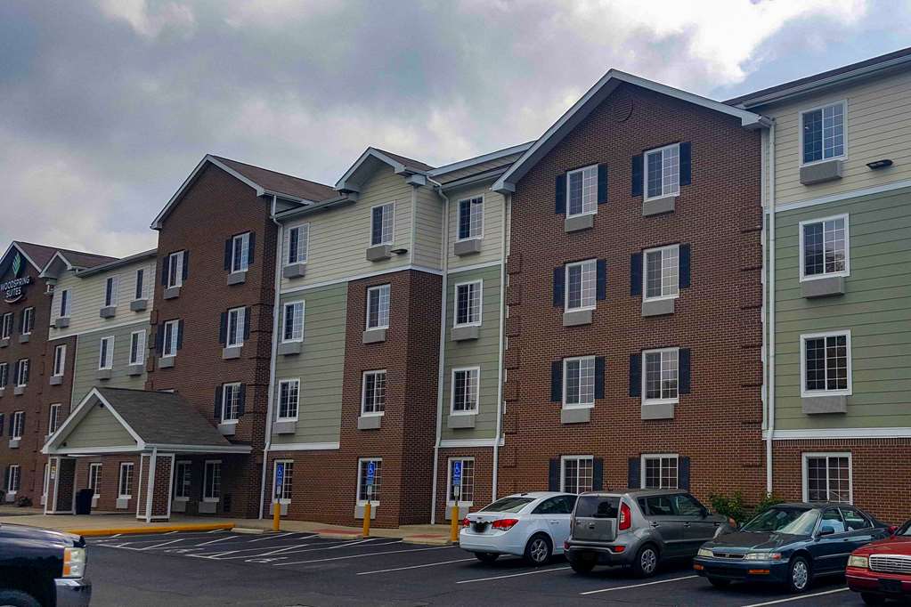 extended stay america select suites akron south