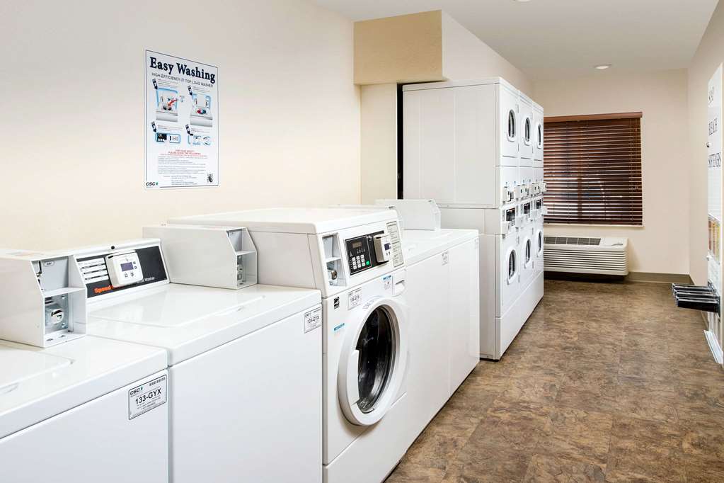 extended stay america select suites akron south