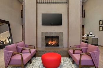 Hampton Inn & Suites Houston-Cypress Station,Houston County>>Downtown Houston,3 star