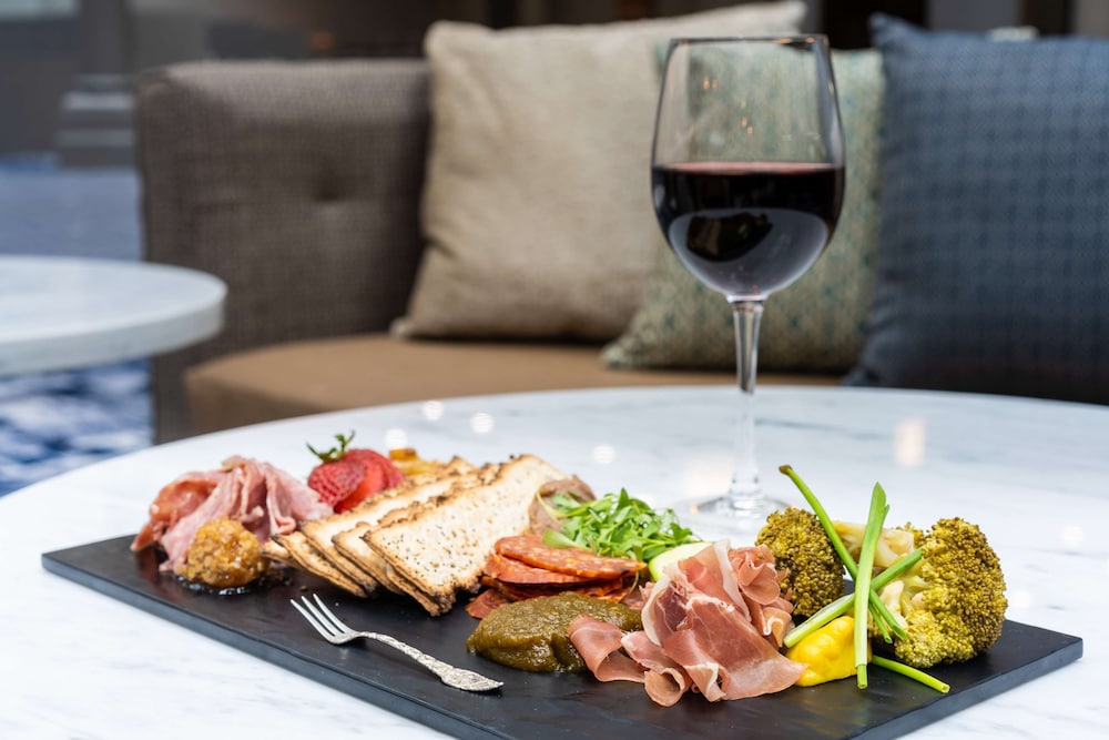 hilton houston north