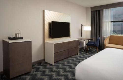 hilton houston north