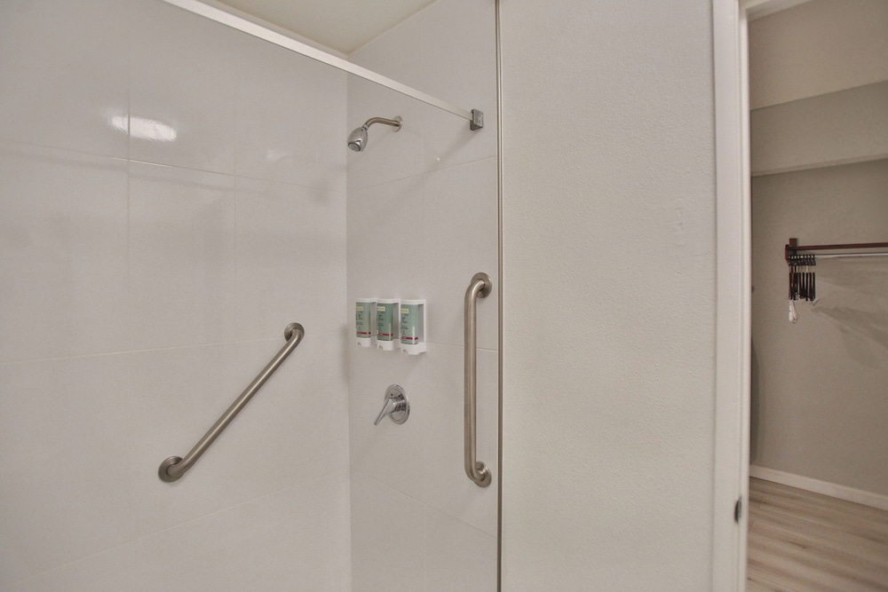 best western surf city