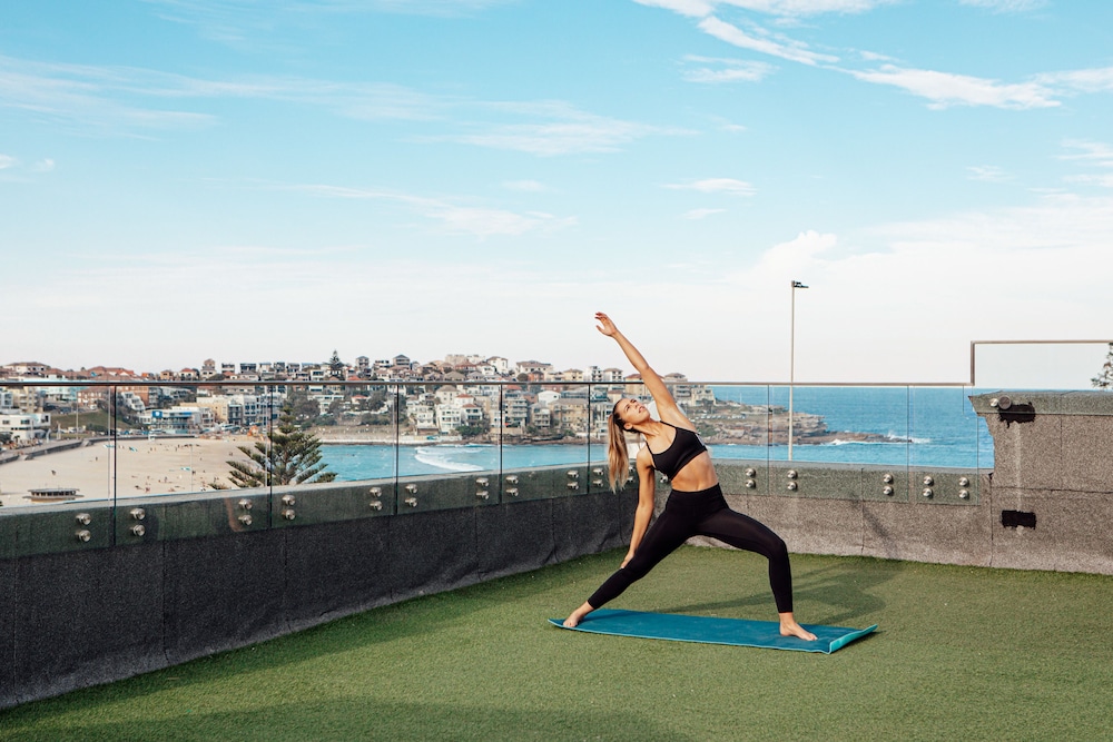 wake up bondi beach hostel