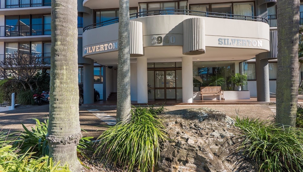 silverton holiday apartments