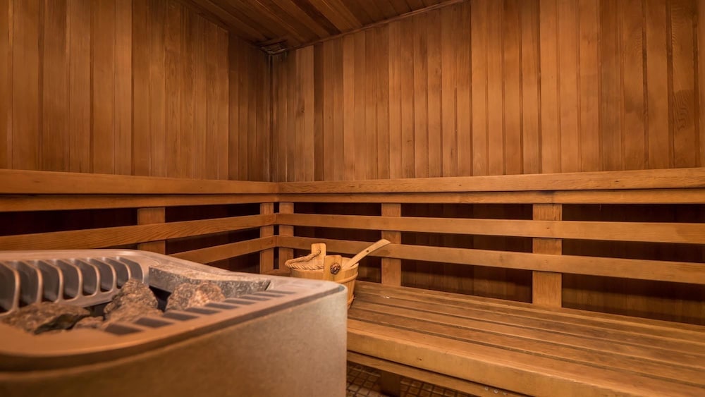 silverton holiday apartments