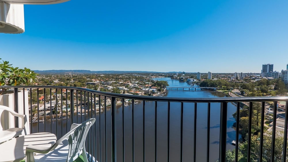 silverton holiday apartments
