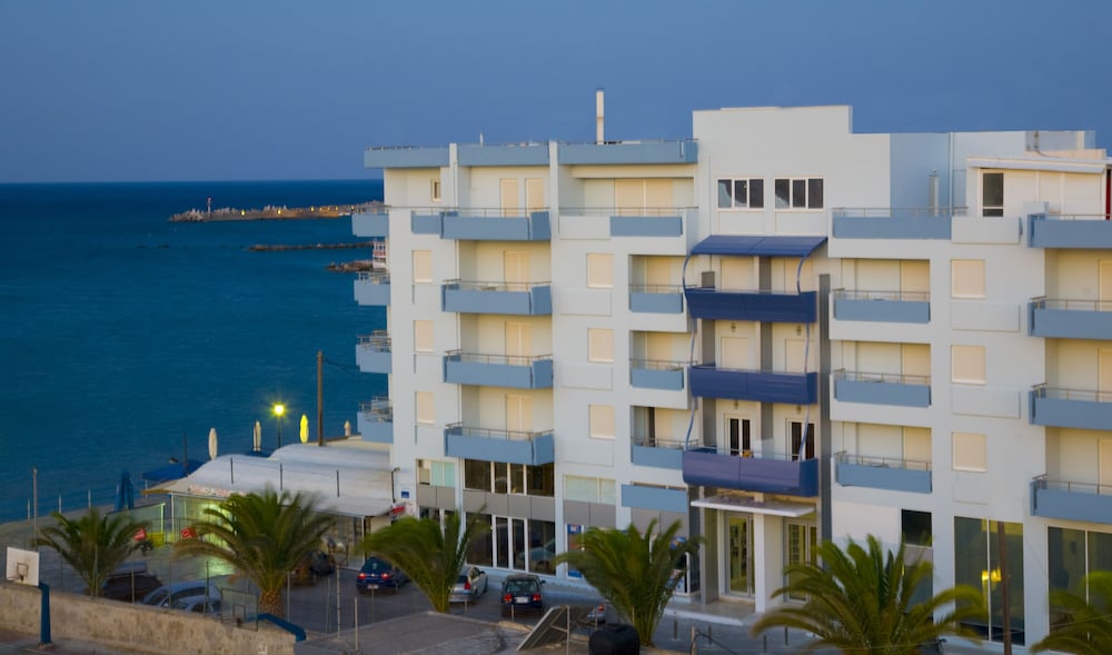 astron hotel