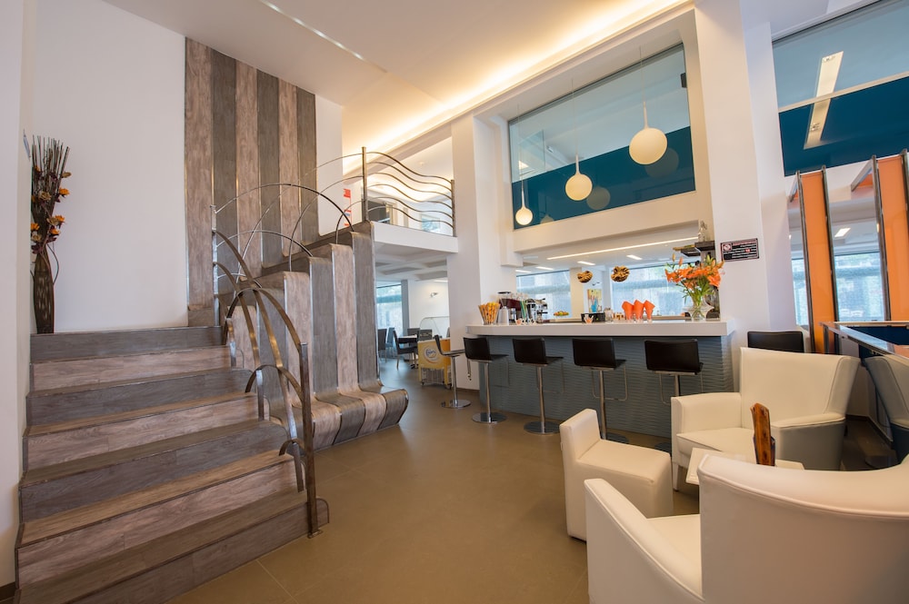 astron hotel