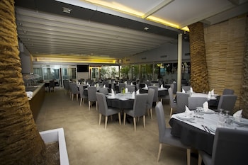 astron hotel