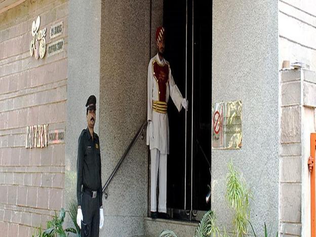 hotel midtown pritam