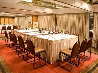 hotel midtown pritam