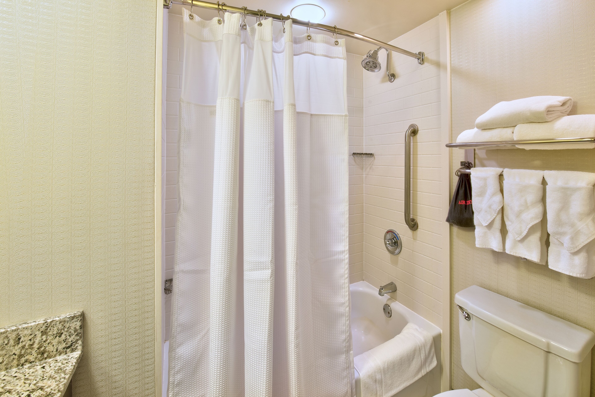 crowne plaza indianapolis airport by ihg