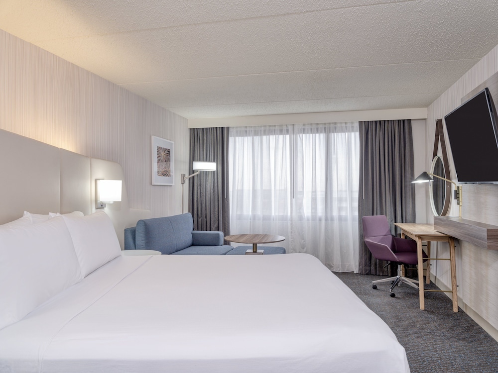 crowne plaza indianapolis airport by ihg