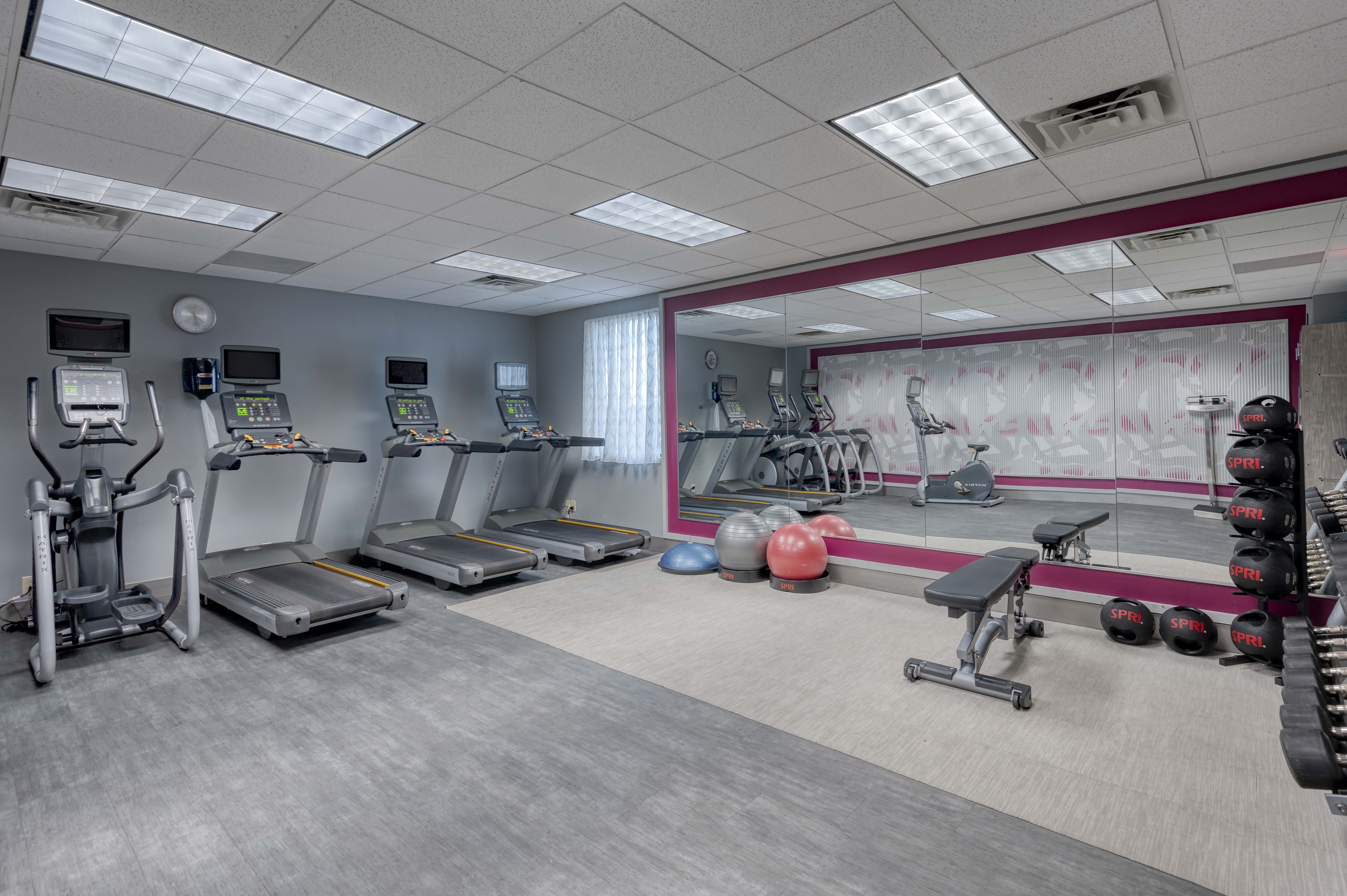 crowne plaza indianapolis airport by ihg