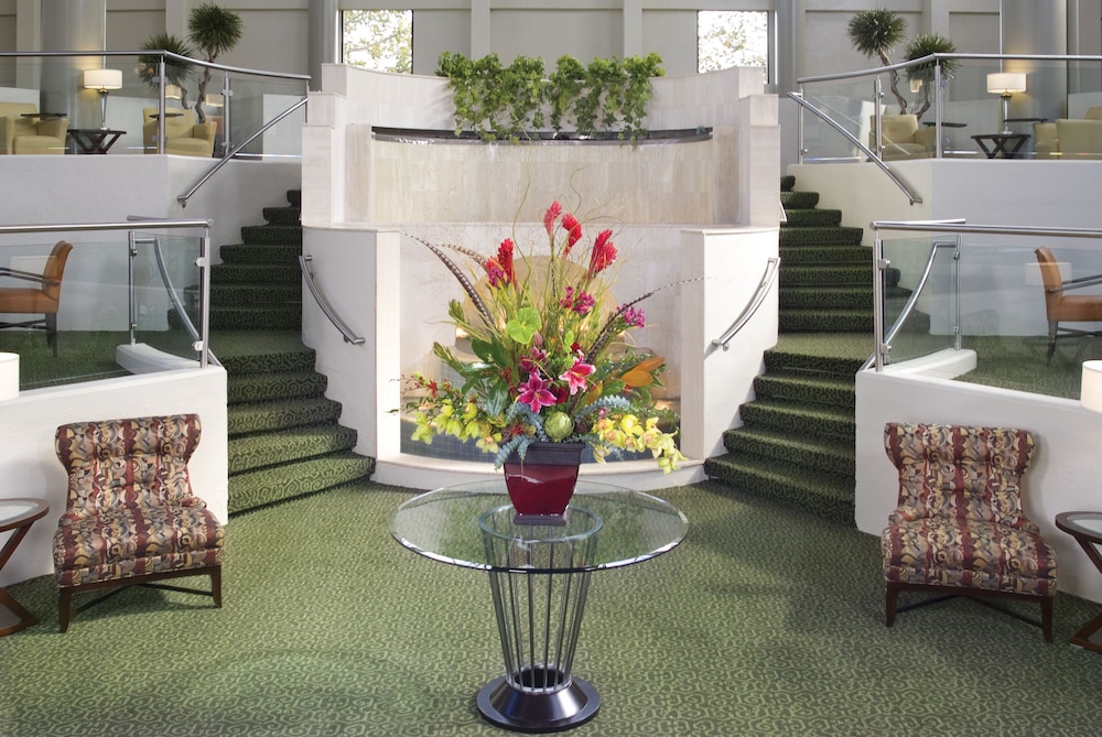 crowne plaza indianapolis airport by ihg