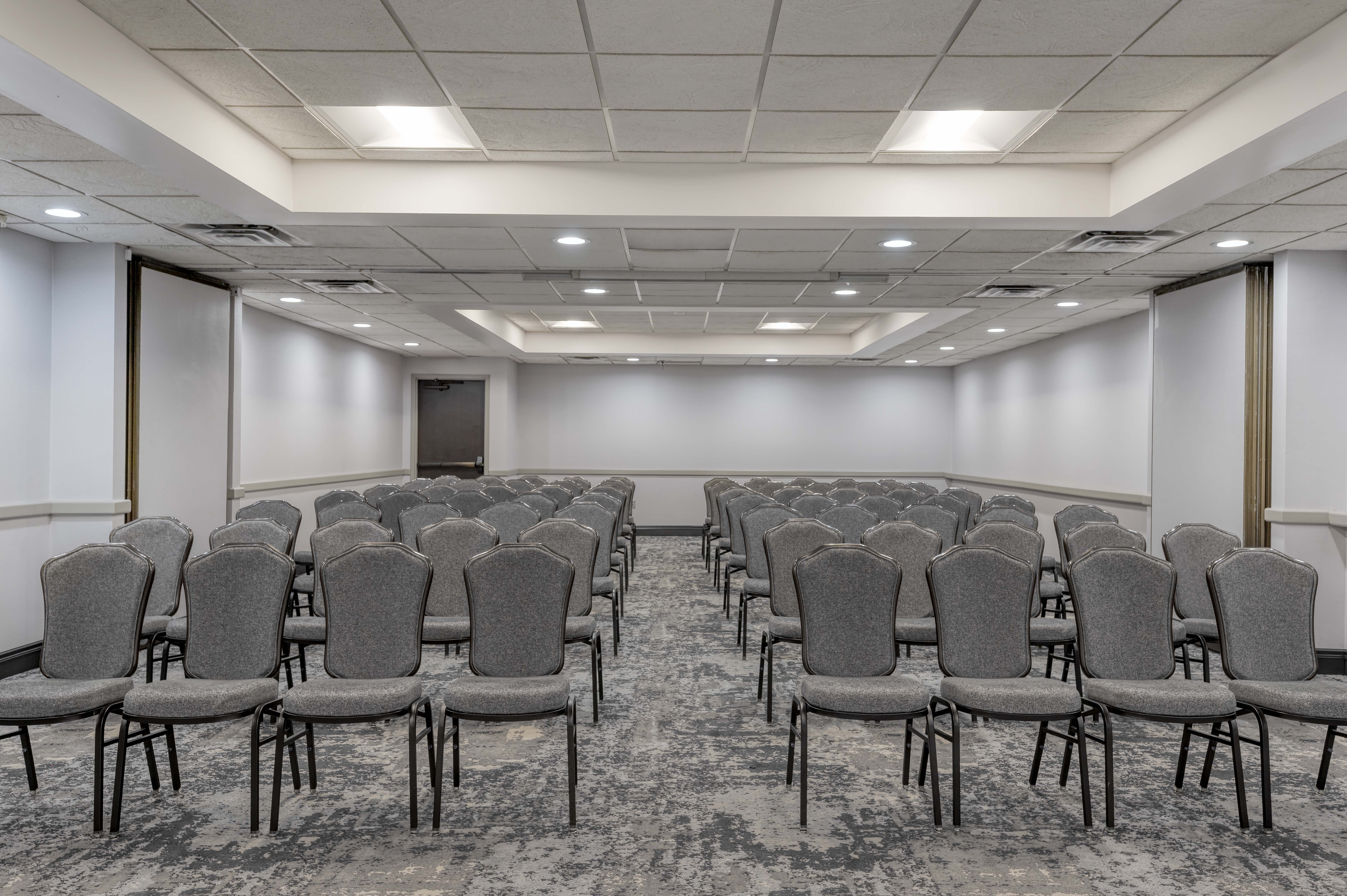 crowne plaza indianapolis airport by ihg