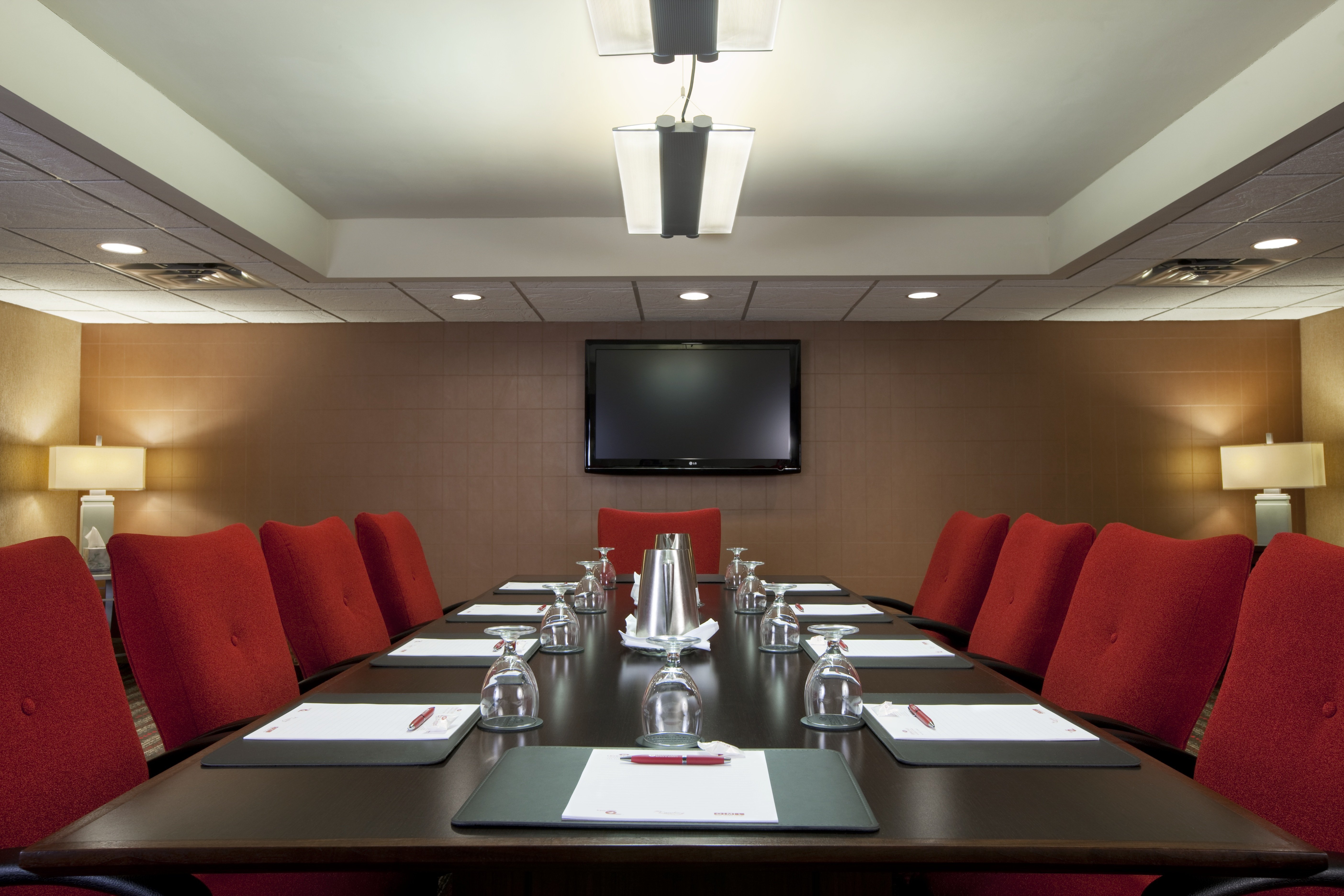 crowne plaza indianapolis airport by ihg