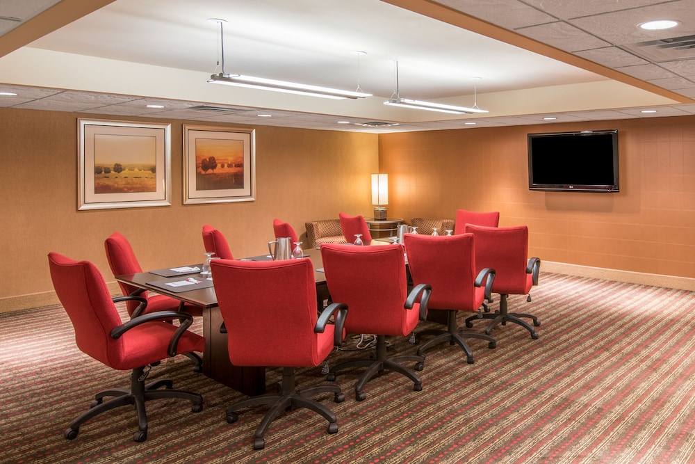crowne plaza indianapolis airport by ihg