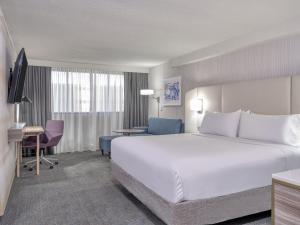 crowne plaza indianapolis airport by ihg