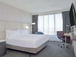 crowne plaza indianapolis airport by ihg