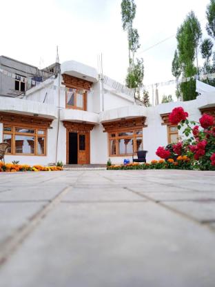 Kurja Garden House,India>>Leh,0 star