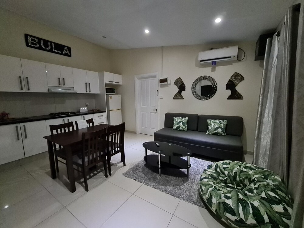 hibiscus rodeo apartments