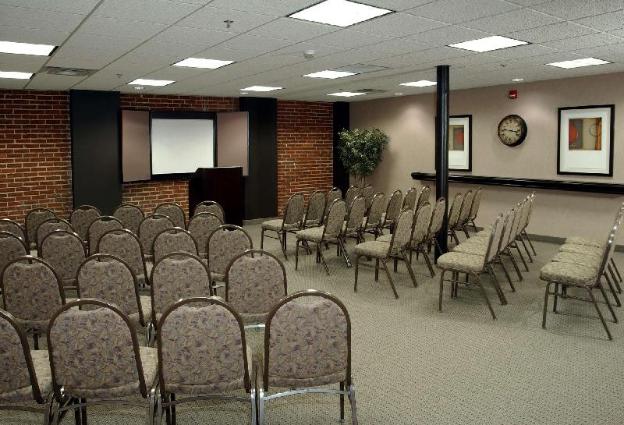 homewood suites by hilton indianapolis downtown