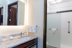 homewood suites by hilton indianapolis downtown