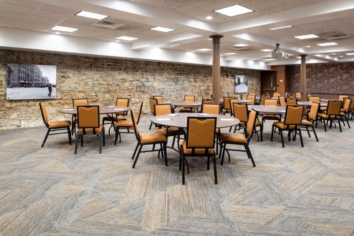homewood suites by hilton indianapolis downtown