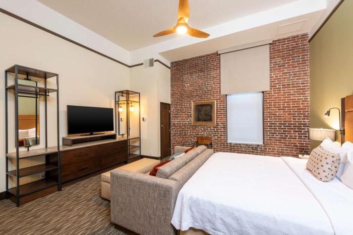 homewood suites by hilton indianapolis downtown