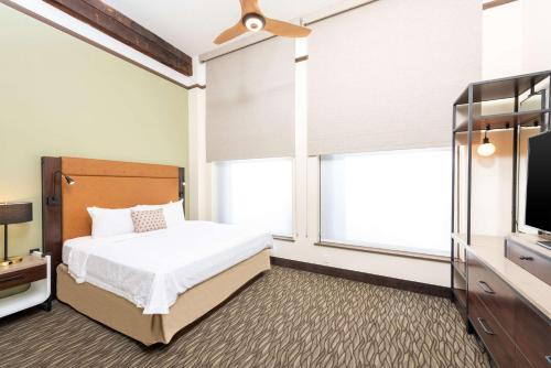 homewood suites by hilton indianapolis downtown