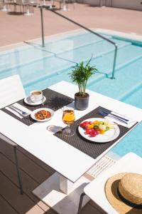 Welikehotel Triton Beach,Cala Ratjada>>Arta,4 star