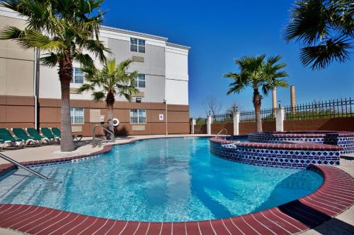 candlewood suites galveston by ihg