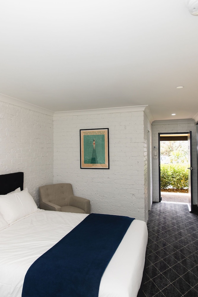 lakeview hotel motel