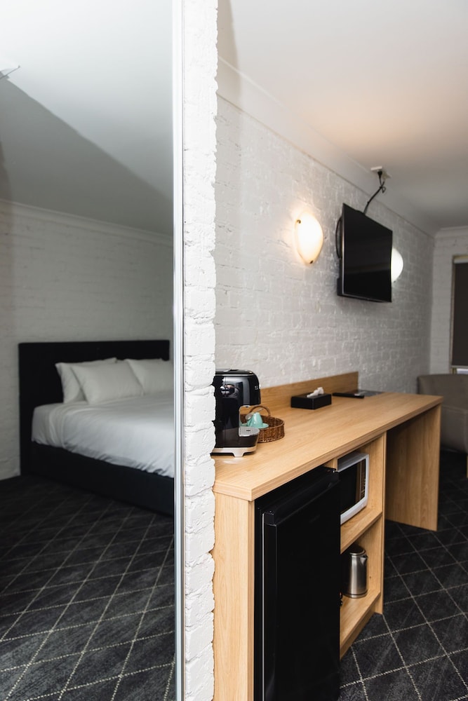 lakeview hotel motel