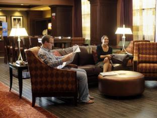 hampton inn and suites chadds ford