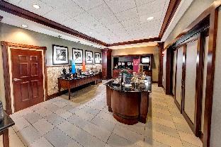 hampton inn and suites chadds ford
