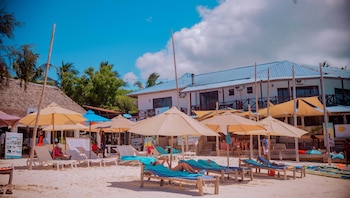 furaha beach bungalows